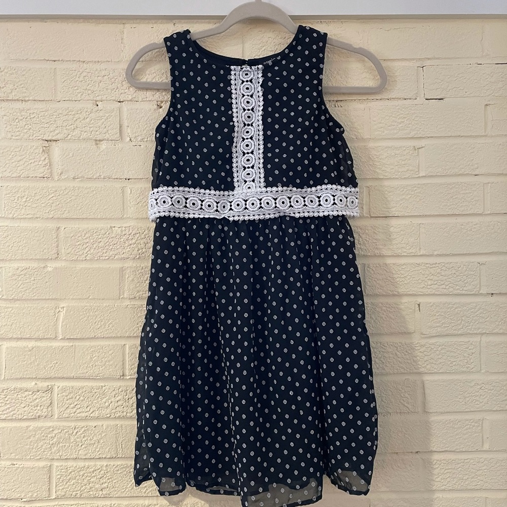 Girls black and white patterned dress size 12